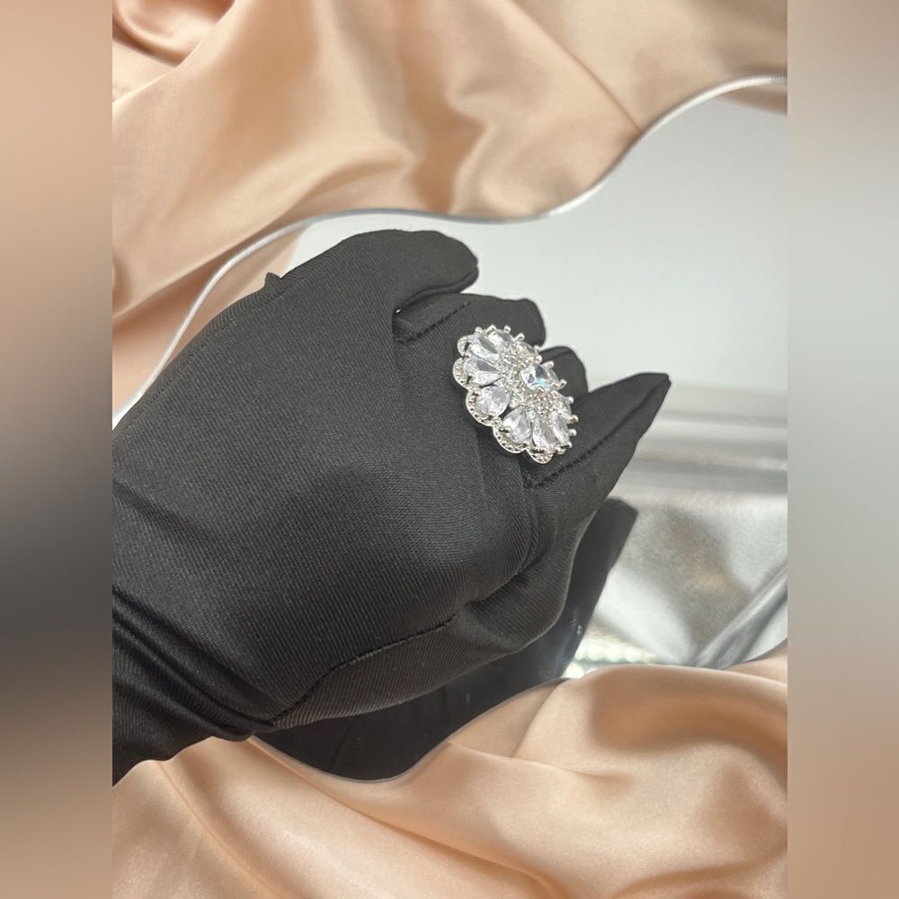 Sterling Silver Floral Cocktail Ring - Picture 6 of 6